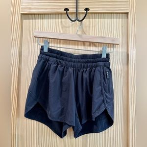 lululemon Tracker low rise shorts, 4” inseam, size 6